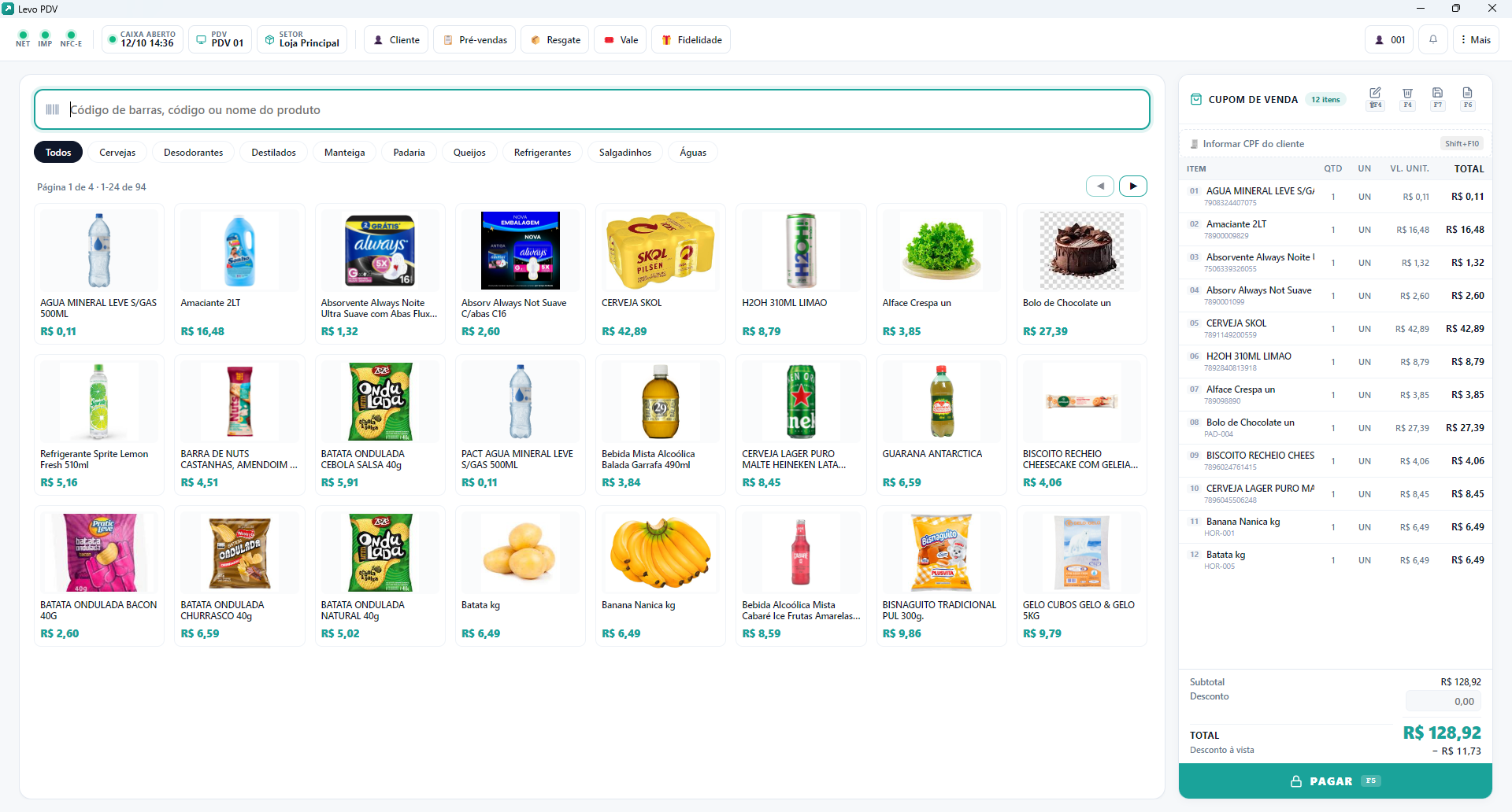 PDV do Levo numa mercearia, com bebidas, hortifrúti e produtos de limpeza